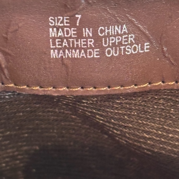 Very Volatile Women's Millian Boots Brown SZ 7 Side Zip Closure - Picture 13 of 13